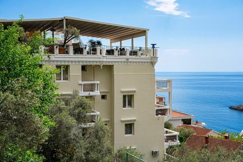 Hotel Adrović Hotel in Sveti Stefan