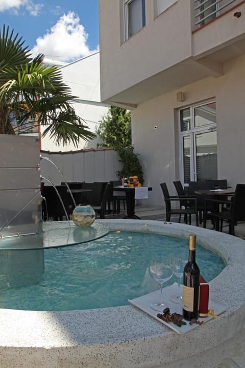 Garni Boutique Hotel Arta Hotel in Novi Sad