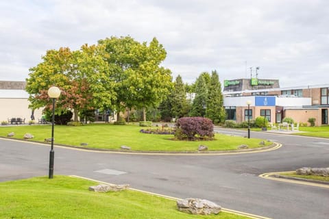 Holiday Inn Newcastle Gosforth Park By IHG Hotel in North Tyneside District