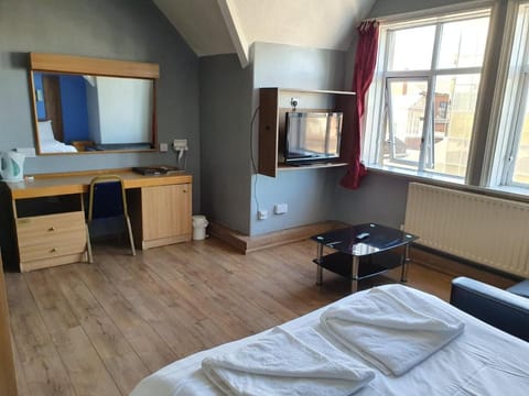 Gilson Hotel Hotel in Hull