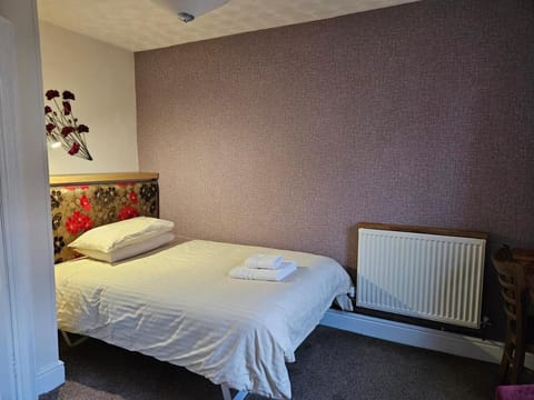 The Edward Hotel Hotel in Gloucester