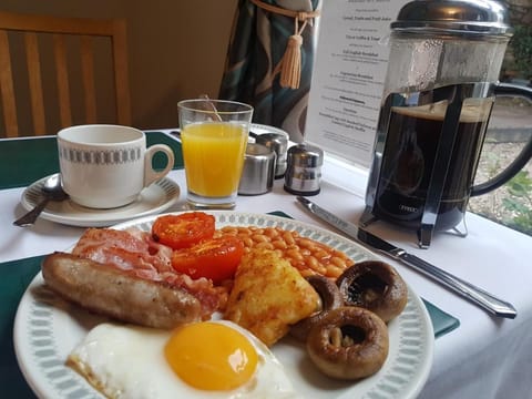 The Bahamas Bed and Breakfast in Torquay