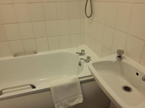 The Bahamas Bed and Breakfast in Torquay