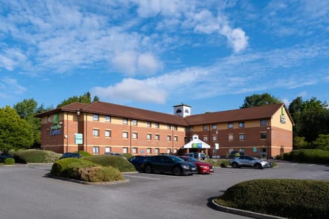 Holiday Inn Express Taunton East By IHG Hotel in Taunton