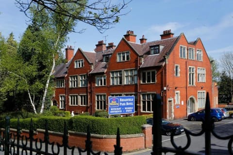 Broadfield Park Hotel by Belvilla Hotel in Rochdale