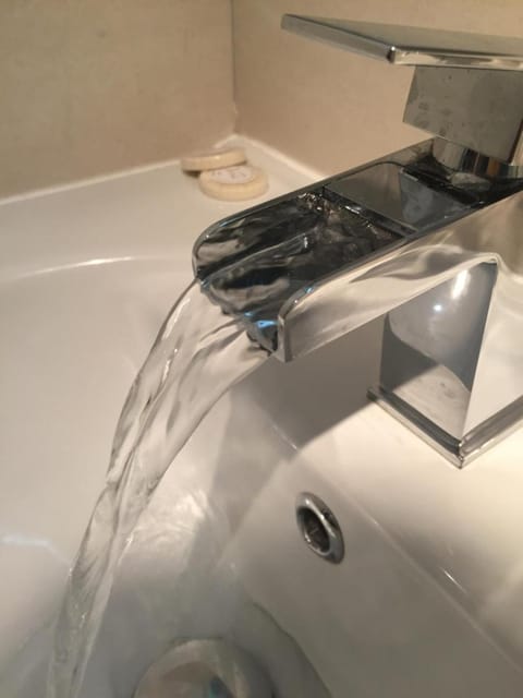 Crescent Hotel Hotel in Reading