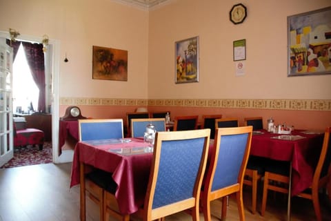 Bow Guest House Bed and Breakfast in Reading