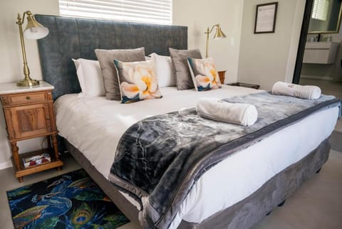 Rozenburg Guest House Bed and Breakfast in Stellenbosch