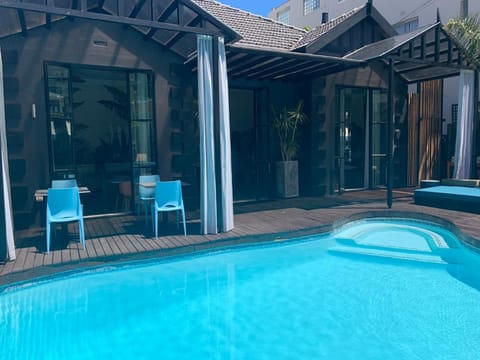 Mountview Guest House Bed and Breakfast in Sea Point