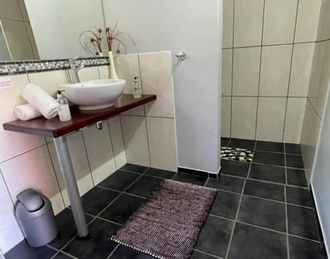 Marula Lodge Bed and Breakfast in Western Cape