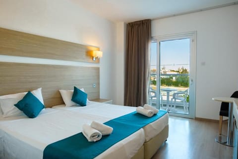 Kapetanios Bay Hotel Protaras Hotel in Protaras