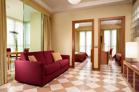 UNAHOTELS The ONE Milano Hotel & Residence Apartment hotel in San Donato Milanese
