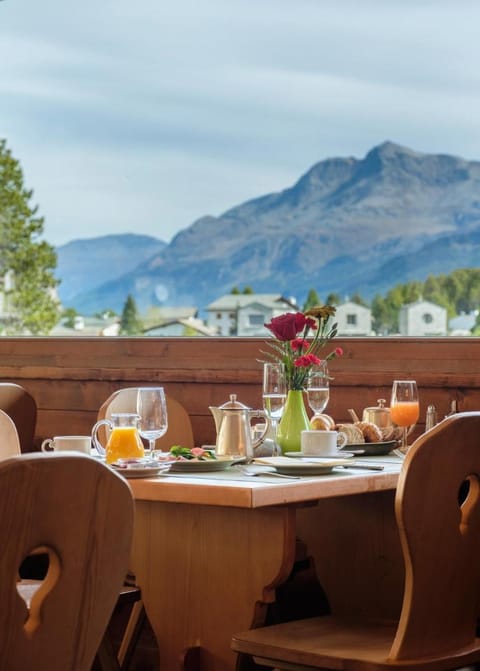 Schweizerhaus Swiss Quality Hotel Hotel in Canton of Grisons