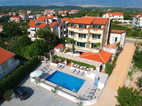 Pansion Villa Bok Hotel in Novalja