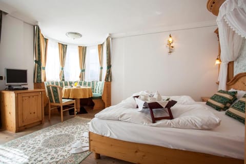 Hotel Chalet all'Imperatore Hotel in Madonna di Campiglio