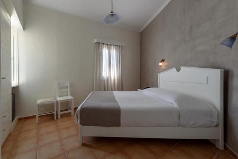 Anemomilos Apartment hotel in Oia