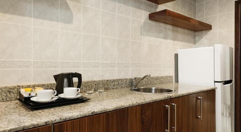 Howard Johnson by Wyndham Abu Dhabi Hotel in Abu Dhabi