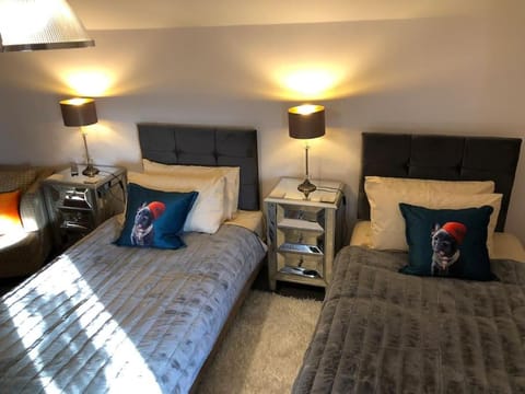 Ten Streets Bed & Breakfast Apartment in Liverpool