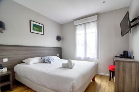 Logis Hôtel Des Châteaux De La Loire Hotel in Tours