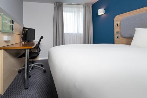 Holiday Inn Express Swindon City Centre By IHG Hotel in Swindon