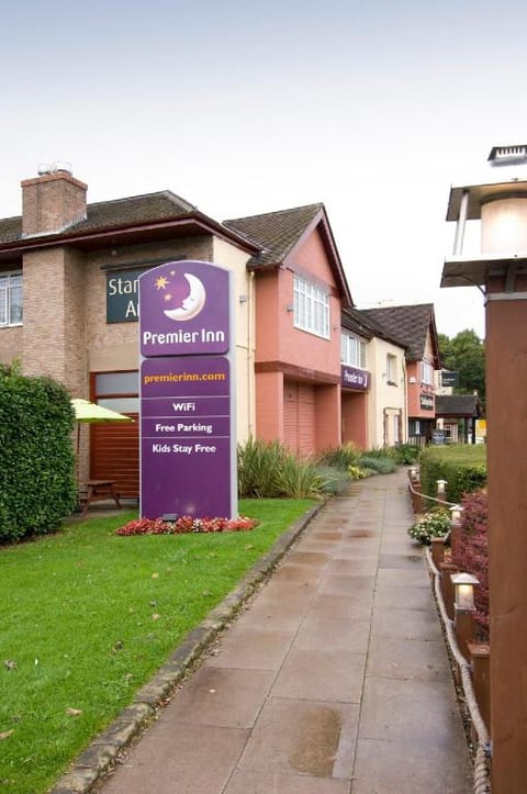 Premier Inn Burton On Trent East Hotel in South Derbyshire District