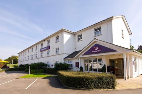 Premier Inn Cheltenham Central - West/A40 Hotel in Cheltenham