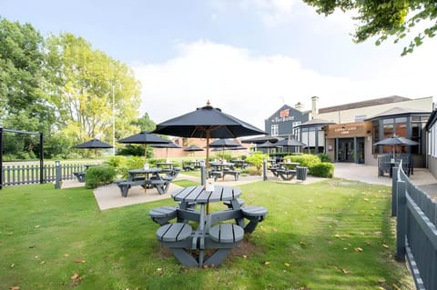 Premier Inn Gloucester - Longford Hotel in Gloucester