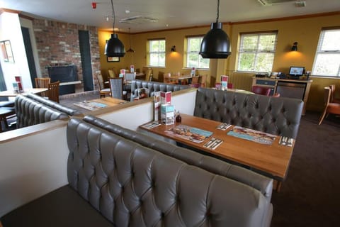 Premier Inn Newark Hotel in Newark-on-Trent