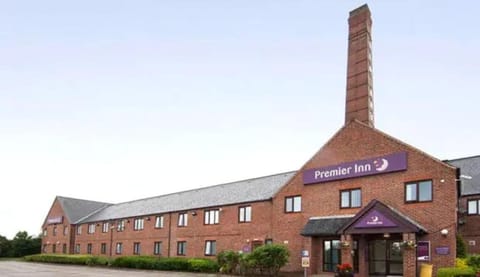 Premier Inn Leeds South - Birstall Hotel in Leeds