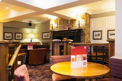 Premier Inn Leeds South - Birstall Hotel in Leeds