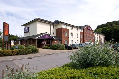 Premier Inn Newport Wales - M4 J24 Hotel in Newport