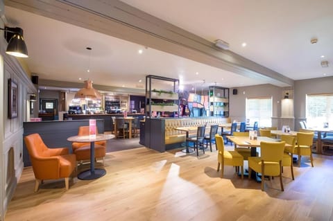 Premier Inn Newport Wales - M4 J24 Hotel in Newport