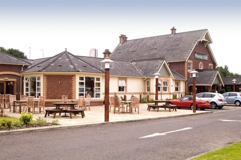 Premier Inn Glasgow - Paisley Hotel in Paisley