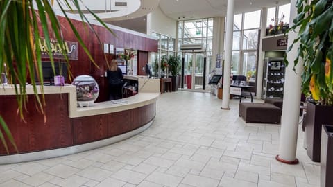 Alona Hotel Hotel in Bellshill