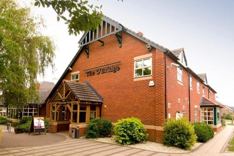 Premier Inn Taunton Central - North Hotel in Taunton