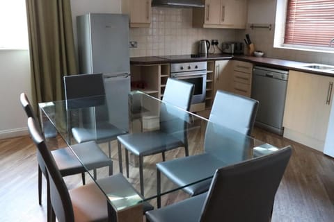 Century Wharf Apartments by Urban Space Apartment in Cardiff