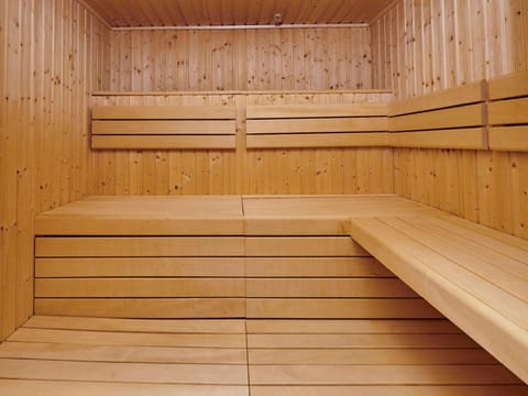 Holiday Inn Cardiff - North M4 By IHG Hotel in Cardiff