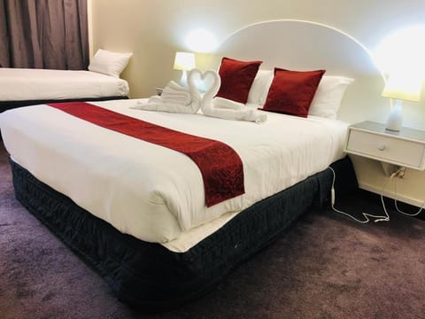 Alcamo Motel Motel in Hamilton