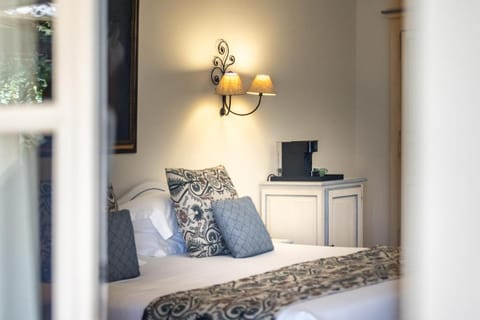 Mas de l'Oulivié Hotel in Les Baux-de-Provence