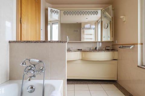 Maison Tirel Guerin, The Originals Collection Hotel in Brittany