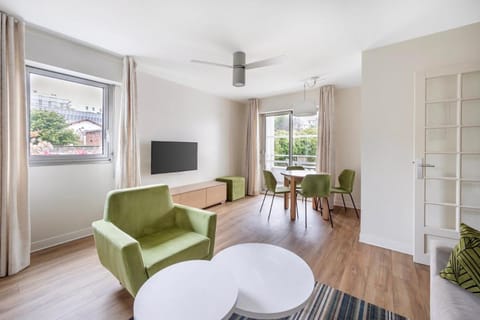 Royal Regency Paris Vincennes Hotel in Vincennes