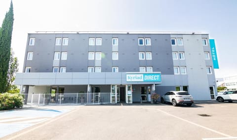 Kyriad Direct - Bourg les Valence Hotel in Valence