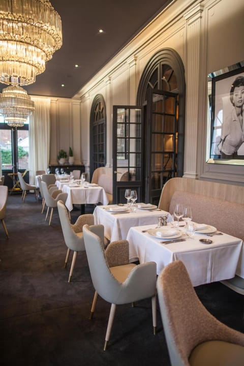 The Originals Boutique, La Maison Rouge, Lens Ouest (Qualys-Hotel) Hotel in Hauts-de-France