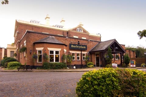 Premier Inn Wirral - Childer Thornton Hotel in Ellesmere Port