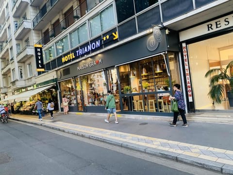 Hôtel Trianon Tours Hotel in Tours