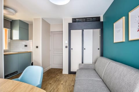 Appart'City Confort St Quentin En Yvelines - Bois D'Arcy Apartment hotel in Île-de-France