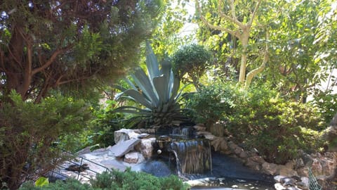 Holiday Inn Cuernavaca By IHG Resort in Cuernavaca