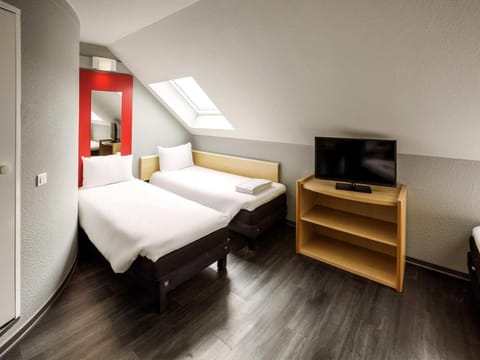 ibis Cherbourg La Glacerie Hotel in Normandy