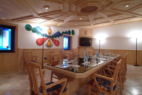 Hotel Intermonti Hotel in Canton of Grisons