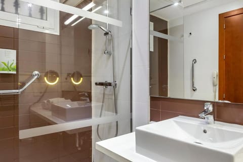 Sahara Sunset Apartment hotel in Benalmadena